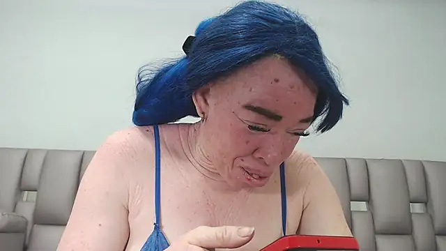 Kittywhiteass online show from 02/04/26, 06:41