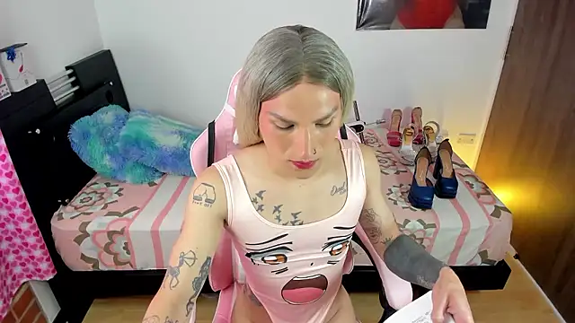 queenramoona-hot online show from 01/08/26, 07:53