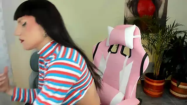 queenramoona-hot online show from 03/05/25, 08:10