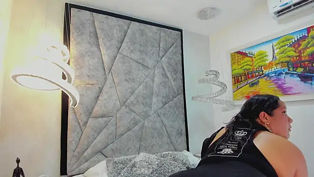 AmandaNordby  online show from 03/04/25, 11:43