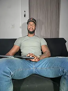 Snapshot of blackdrey18 chatting on 01/10/26, 02:45 blackdrey18 online show from 01/10/26, 02:45