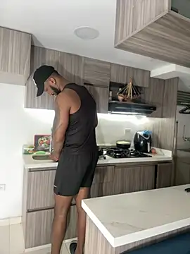 Snapshot of blackdrey18 chatting on 10/21/25, 02:16 blackdrey18 online show from 10/21/25, 02:16