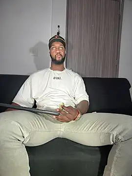 Snapshot of blackdrey18 chatting on 01/09/26, 04:14 blackdrey18 online show from 01/09/26, 04:14