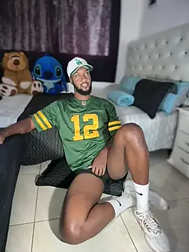 Snapshot of blackdrey18 chatting on 02/27/26, 02:06 blackdrey18 online show from 02/27/26, 02:06