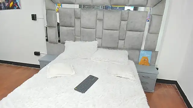 Candy And Andy  online show from 07/24/26, 03:57