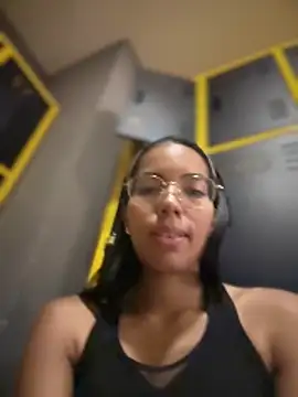 Snapshot of SheenaBrooke chatting on 05/21/26, 05:10 SheenaBrooke online show from 05/21/26, 05:10