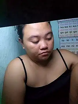 Snapshot of _amberbaby chatting on 03/04/25, 02:49 amberbaby online show from 03/04/25, 02:49