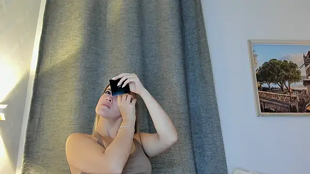 Assh lee  online show from 10/02/25, 01:25