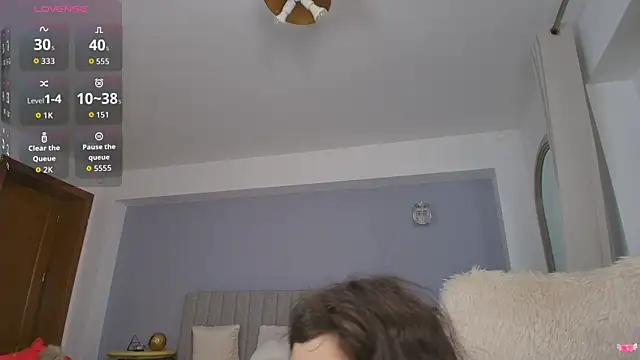 Snapshot of Anna_Lewis chatting on 11/17/25, 07:18 Anna Lewis online show from 11/17/25, 07:18