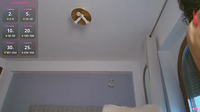 Snapshot of Anna_Lewis chatting on 11/17/25, 07:12 Anna Lewis online show from 11/17/25, 07:12