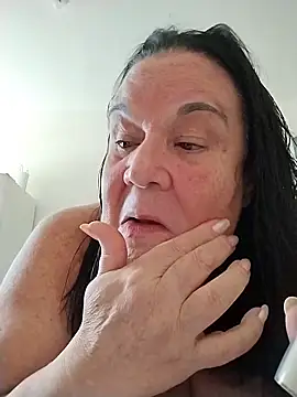 Yaya Mineira online show from 02/07/26, 04:04