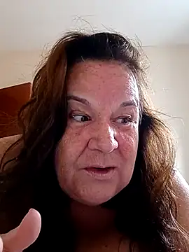 Snapshot of Yaya_Mineira chatting on 03/18/25, 01:23 Yaya Mineira online show from 03/18/25, 01:23