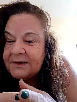 Snapshot of Yaya_Mineira chatting on 02/05/25, 12:17 Yaya Mineira online show from 02/05/25, 12:17
