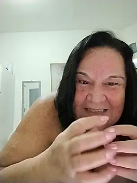 Yaya Mineira online show from 04/14/26, 03:00