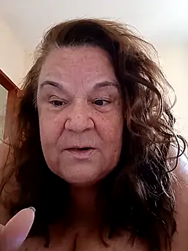 Snapshot of Yaya_Mineira chatting on 02/17/25, 05:12 Yaya Mineira online show from 02/17/25, 05:12