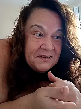 Snapshot of Yaya_Mineira chatting on 03/09/25, 05:49 Yaya Mineira online show from 03/09/25, 05:49