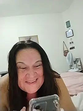 Yaya Mineira online show from 02/22/26, 02:03