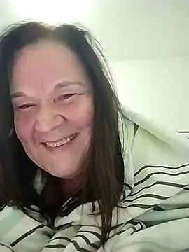 Snapshot of Yaya_Mineira chatting on 09/24/25, 09:10 Yaya Mineira online show from 09/24/25, 09:10