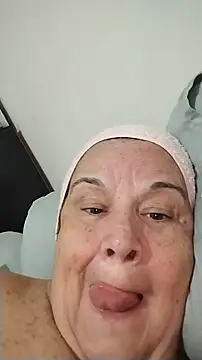 Yaya Mineira online show from 06/04/26, 12:37
