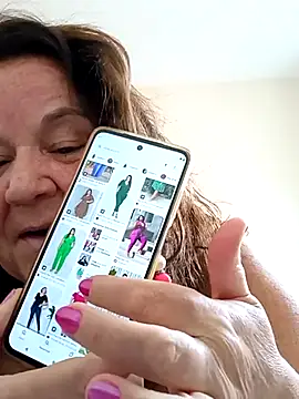 Snapshot of Yaya_Mineira chatting on 02/27/25, 12:34 Yaya Mineira online show from 02/27/25, 12:34