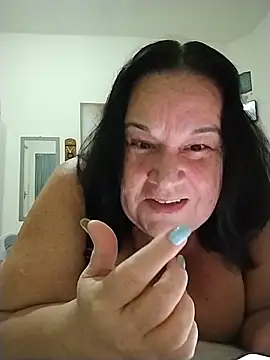 Yaya Mineira online show from 05/07/26, 02:27