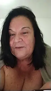 Snapshot of Yaya_Mineira chatting on 06/22/26, 01:33 Yaya Mineira online show from 06/22/26, 01:33