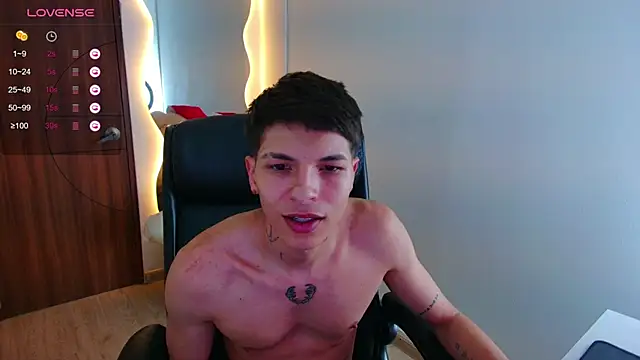Snapshot of harrisoncuper chatting on 01/11/25, 01:27 harrisoncuper online show from 01/11/25, 01:27