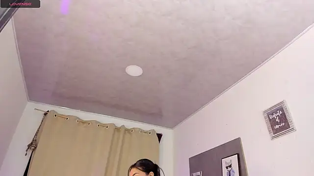 alicia rouusel online show from 02/01/25, 02:05