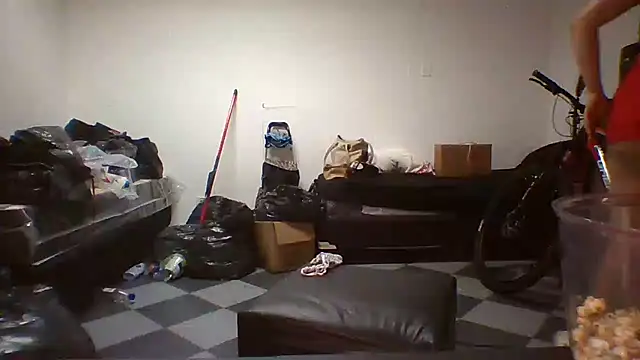 La pauli latina online show from 12/09/24, 02:34