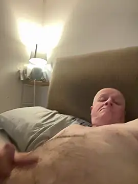 locallad88 online show from 04/15/26, 08:31