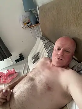 locallad88 online show from 09/10/25, 02:49