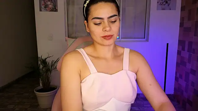 Snapshot of sexyladyy_ chatting on 02/17/25, 02:06 sexyladyy online show from 02/17/25, 02:06