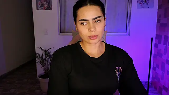 Snapshot of sexyladyy_ chatting on 03/03/25, 11:14 sexyladyy online show from 03/03/25, 11:14