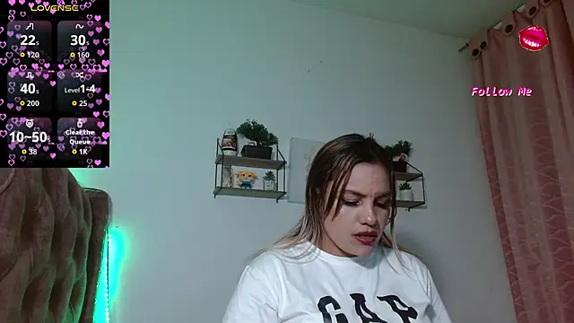 naugtyqueen online show from 11/20/25, 12:11