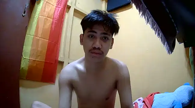 Snapshot of gaysucker6969 chatting on 12/07/24, 12:40 gaysucker6969 online show from 12/07/24, 12:40