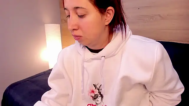 madelaine blosson online show from 03/05/26, 10:12