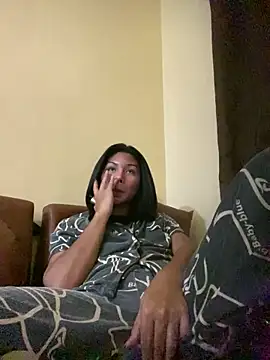 MaxxineMorenaTs online show from 05/09/26, 07:17