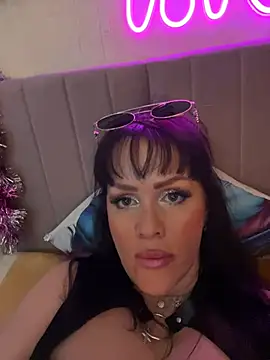 Lolaley2 online show from 01/13/26, 04:33