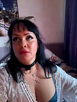 Lolaley2 online show from 11/01/25, 10:20