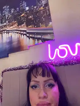 Lolaley2 online show from 12/18/25, 01:48