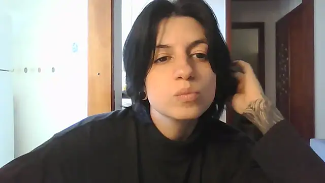 Snapshot of kyslrana chatting on 05/20/26, 02:25 kyslrana online show from 05/20/26, 02:25