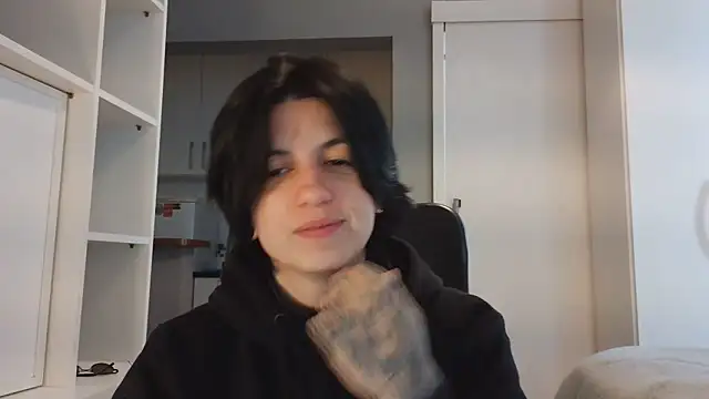 kyslrana online show from 06/18/26, 05:51