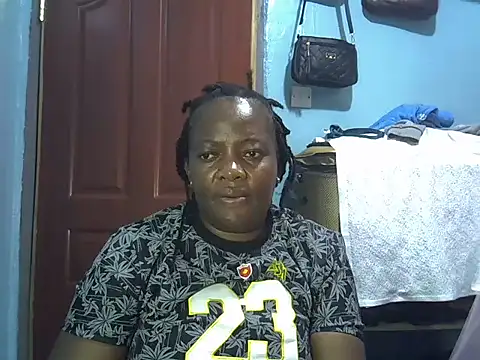 Ebonyceline online show from 05/03/26, 07:28