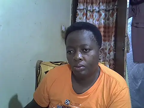 Ebonyceline online show from 10/28/25, 04:13