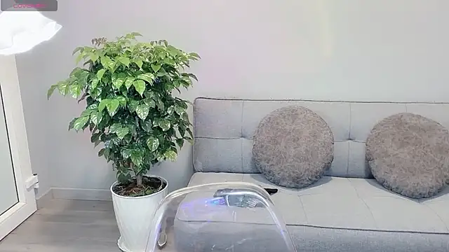 Snapshot of Mya_Lee chatting on 03/01/26, 05:46 Mya Lee online show from 03/01/26, 05:46