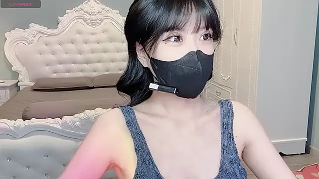 Snapshot of Mya_Lee chatting on 02/17/26, 05:54 Mya Lee online show from 02/17/26, 05:54