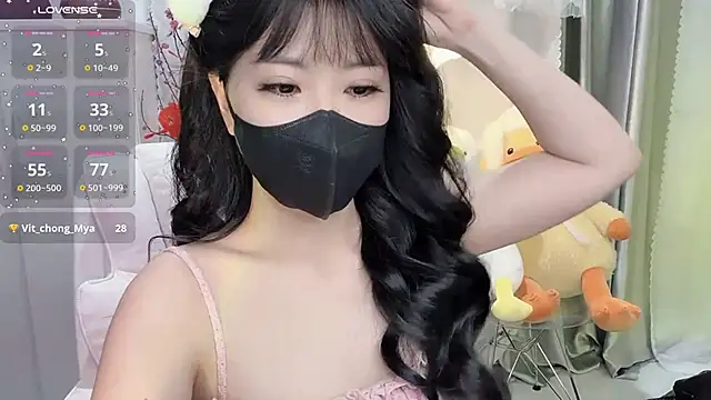 Snapshot of Mya_Lee chatting on 01/29/25, 04:52 Mya Lee online show from 01/29/25, 04:52