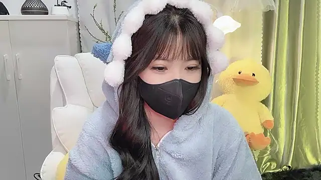 Snapshot of Mya_Lee chatting on 01/20/25, 08:07 Mya Lee online show from 01/20/25, 08:07