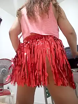 Snapshot of CASADASIGILO2 chatting on 02/13/25, 02:01 CASADASIGILO2 online show from 02/13/25, 02:01