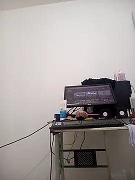 Snapshot of CASADASIGILO2 chatting on 10/17/25, 04:16 CASADASIGILO2 online show from 10/17/25, 04:16